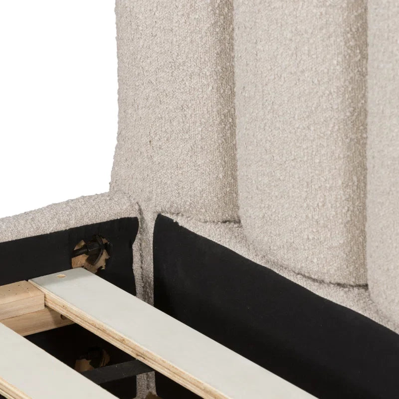 Desinae Upholstered Platform Bed