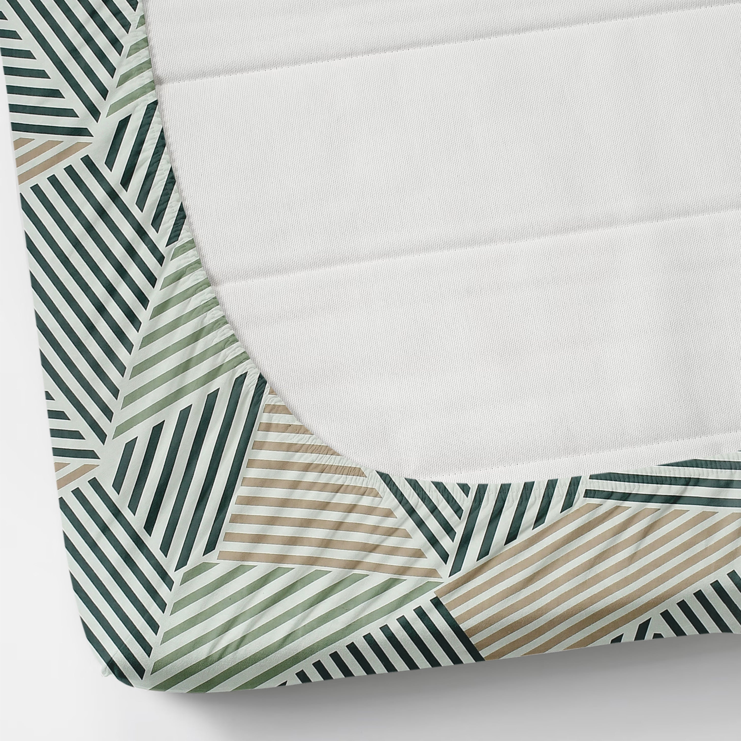 Premium Superfine Microfiber King Size Fitted Bedsheet with Two Cushion Covers (Unique)