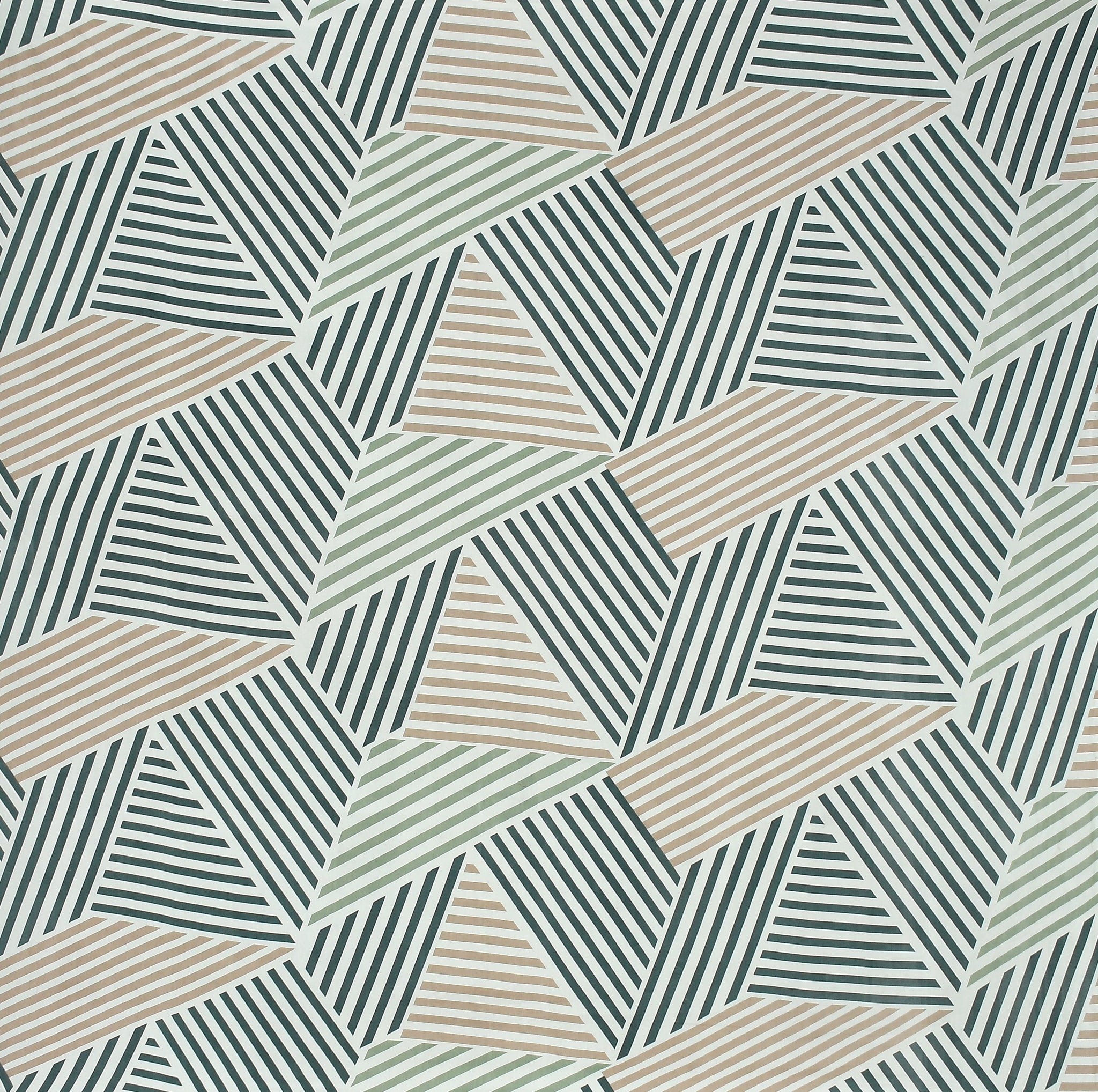 Premium Superfine Microfiber King Size Fitted Bedsheet with Two Cushion Covers (Unique)